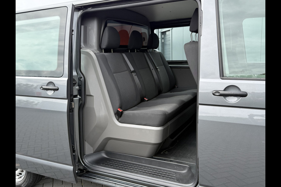 Volkswagen Transporter 2.0 TDI / L2H1 / 5-PERS DUBBELE CABINE / 1e EIG. / ZEER NETJES!! / AIRCO / CRUISE / ISOFIX
