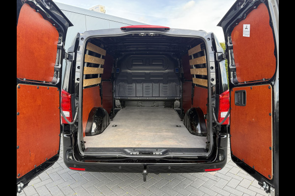 Mercedes-Benz Vito 114 CDI 136 PK / 9-TRONIC AUTOMAAT / 2x SCHUIFDEUR / ECC / CAMERA / TREKHAAK / LED / 3-ZITS / ZEER NETJES