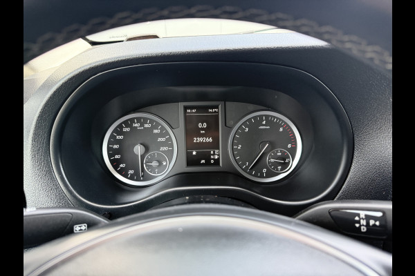 Mercedes-Benz Vito 114 CDI 136 PK / 9-TRONIC AUTOMAAT / 2x SCHUIFDEUR / ECC / CAMERA / TREKHAAK / LED / 3-ZITS / ZEER NETJES