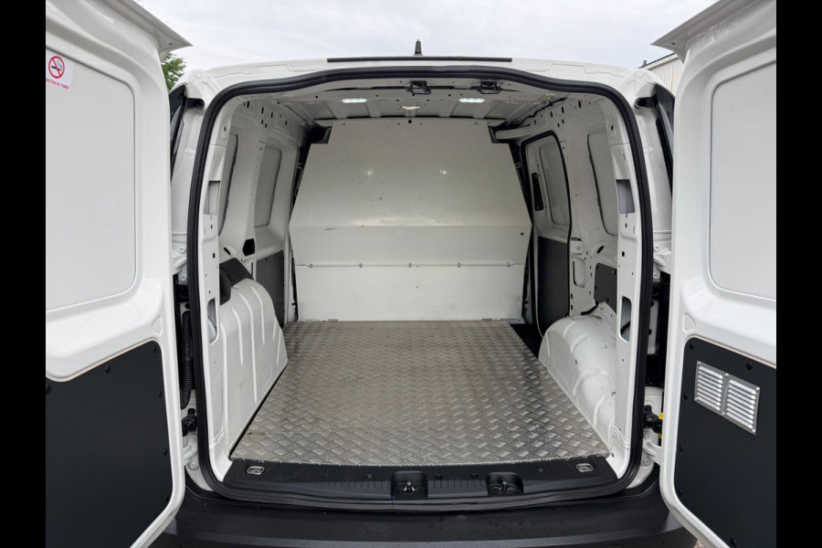 Volkswagen Caddy Cargo 2.0 TDI Style / Multi stuur / PDC / APP connect