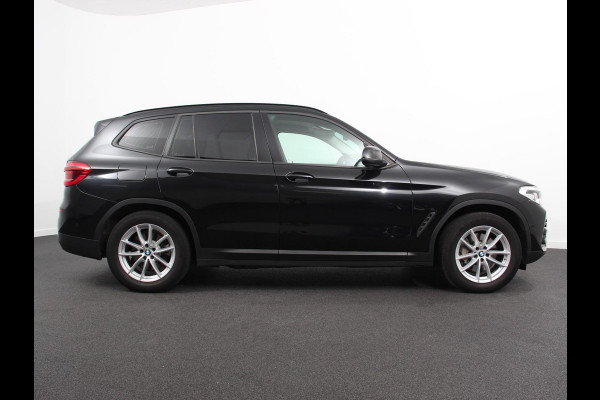 BMW X3 xDrive30e Plug in Hybride Advantage Automaat Navigatie Climate Control Adaptieve Cruise Control Head up display Led Dab Parkeer sensoren V+A Stoelverwarming Camera
