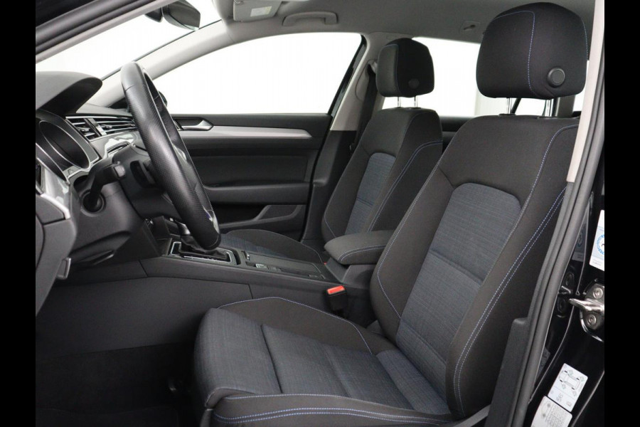 Volkswagen Passat 1.4 TSI PHEV GTE | SOH 95,9% | Stoelverwarming | Massage | Camera | Carplay | Adaptive cruise | Matrix LED | Navigatie | Climate control | Bluetooth | Plug In