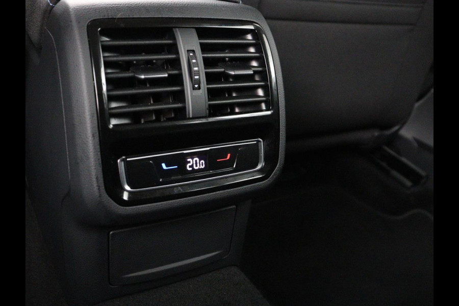 Volkswagen Passat 1.4 TSI PHEV GTE | SOH 95,9% | Stoelverwarming | Massage | Camera | Carplay | Adaptive cruise | Matrix LED | Navigatie | Climate control | Bluetooth | Plug In