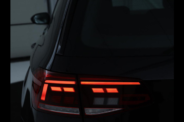 Volkswagen Passat 1.4 TSI PHEV GTE | SOH 95,9% | Stoelverwarming | Massage | Camera | Carplay | Adaptive cruise | Matrix LED | Navigatie | Climate control | Bluetooth | Plug In