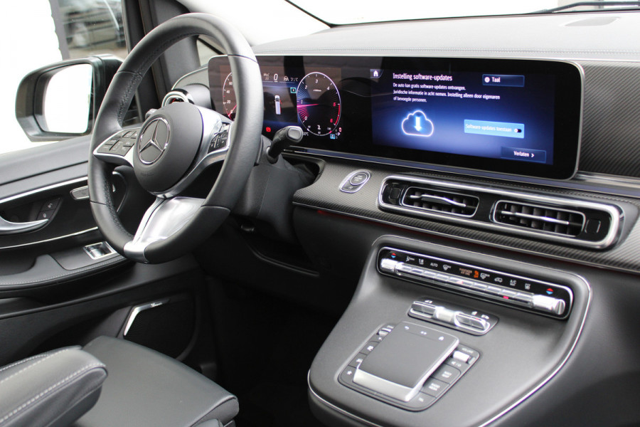 Mercedes-Benz V-Klasse 300d / DC / AMG / 4-Matic / Panorama / 360 Cam / 2x Elec Schuifd / Burmester / Vol Opties / NIEUW!!