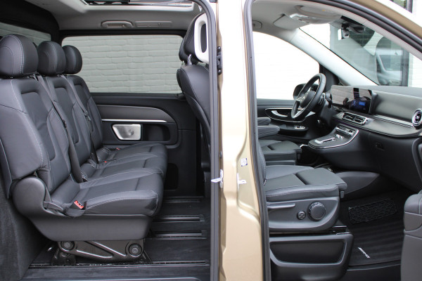 Mercedes-Benz V-Klasse 300d / DC / AMG / 4-Matic / Panorama / 360 Cam / 2x Elec Schuifd / Burmester / Vol Opties / NIEUW!!
