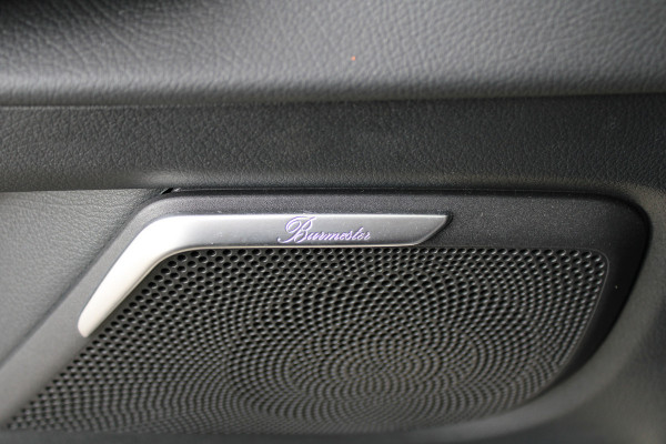 Mercedes-Benz V-Klasse 300d / DC / AMG / 4-Matic / Panorama / 360 Cam / 2x Elec Schuifd / Burmester / Vol Opties / NIEUW!!