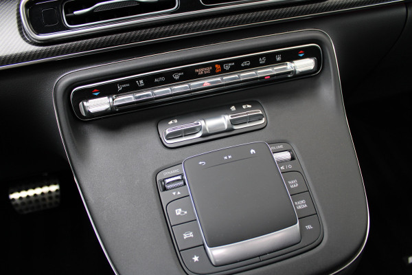 Mercedes-Benz V-Klasse 300d / DC / AMG / 4-Matic / Panorama / 360 Cam / 2x Elec Schuifd / Burmester / Vol Opties / NIEUW!!