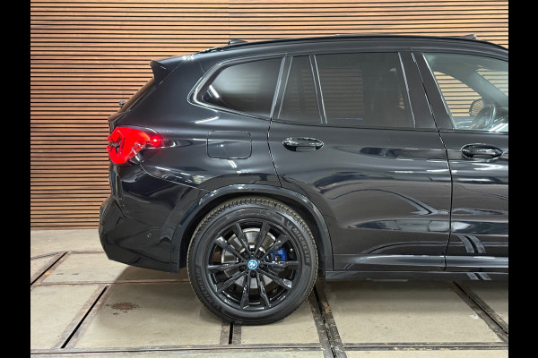 BMW X3 XDrive 30e M-Sport | Pano | M Schaalstoelen | 20” | M Sportremmen | ACC | Leder