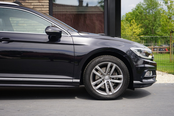 Volkswagen Passat Variant 1.4 TSI Highline 3X R-Line Automaat Panoramadak