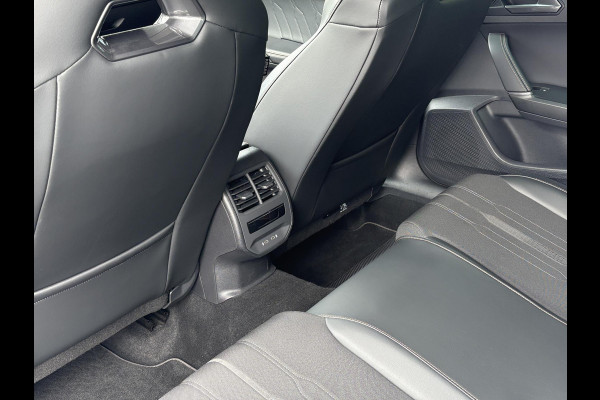 CUPRA Formentor 1.4 e-Hybrid VZ Performance 245pk PHEV | Stoelverwarming | Side Assist | Adaptive cruise control | Camera |