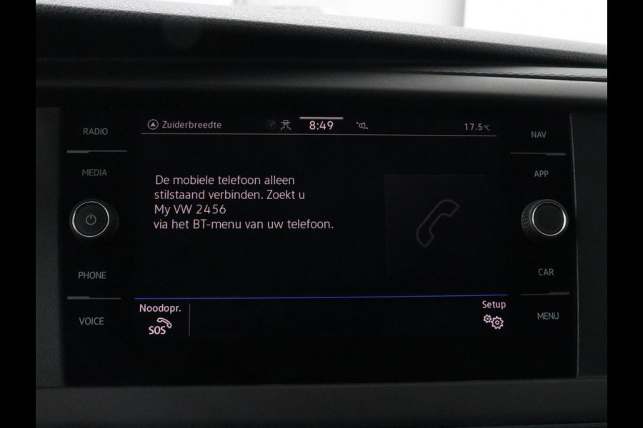 Volkswagen Transporter 2.0 TDI L2H1 30 DC Highline | Leder/Alcantara | Stoelverwarming | Trekhaak | Carplay | Camera | Adaptive cruise | Full LED | Navigatie | Parkeerhulp | 19'' | 5-Persoons | Origineel NL