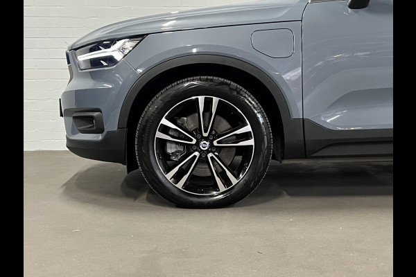 Volvo XC40 1.5 T5 Recharge Inscription Trekhaak | Adapt. Cruise | Achteruitrij camera | Stuur-/stoelverwarming | Harman/Kardon | Carplay | Bliss