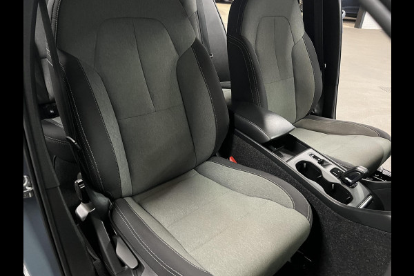 Volvo XC40 1.5 T5 Recharge Inscription Trekhaak | Adapt. Cruise | Achteruitrij camera | Stuur-/stoelverwarming | Harman/Kardon | Carplay | Bliss