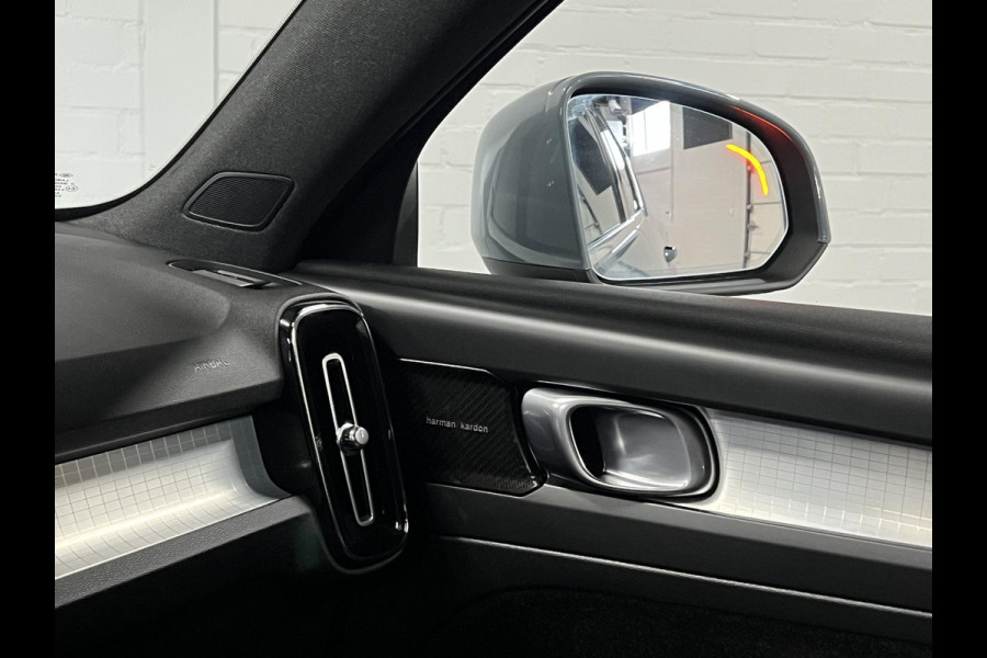 Volvo XC40 1.5 T5 Recharge Inscription Trekhaak | Adapt. Cruise | Achteruitrij camera | Stuur-/stoelverwarming | Harman/Kardon | Carplay | Bliss