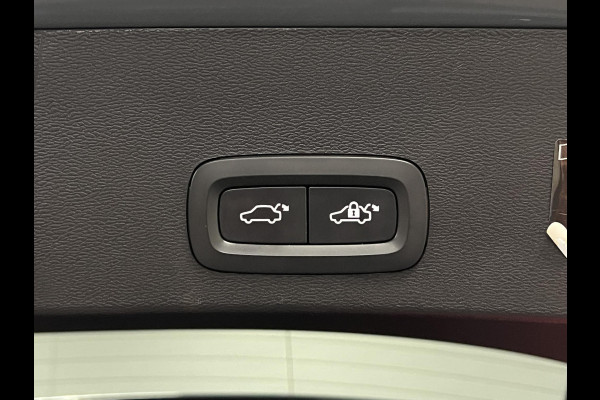 Volvo XC40 1.5 T5 Recharge Inscription Trekhaak | Adapt. Cruise | Achteruitrij camera | Stuur-/stoelverwarming | Harman/Kardon | Carplay | Bliss