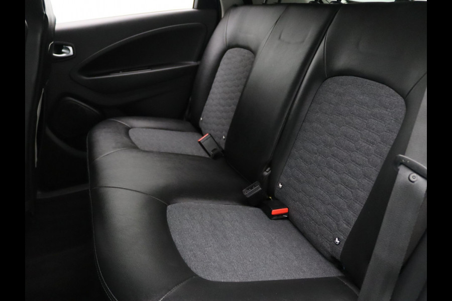 Renault ZOE R135 Intens 52 kWh | Koopbatterij | Camera | Cruise | Navi | Parkeersens. v+a