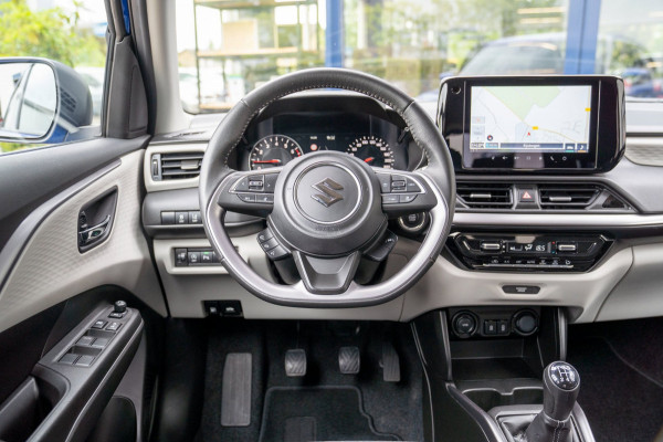 Suzuki Swift 1.2 Select Smart Hybrid|Prijs incl. 12 mnd garantie| NAV DAB Camera Carplay LMV Stoelverwarming Clima LED