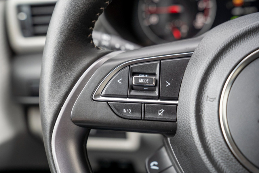 Suzuki Swift 1.2 Select Smart Hybrid|Prijs incl. 12 mnd garantie| NAV DAB Camera Carplay LMV Stoelverwarming Clima LED