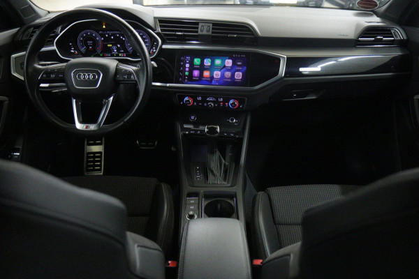 Audi Q3 Sportback 45 TFSI e 3X S-Line /PANO/CARPLAY/KEYLES/STOELV/BOMVOL