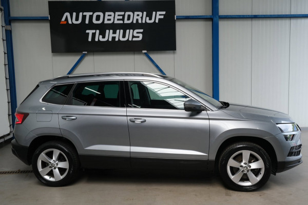 Škoda Karoq 1.5 TSI ACT Ambition Business Automaat - N.A.P. Airco, Cruise, Navi, PDC, Carplay, Trekhaak.