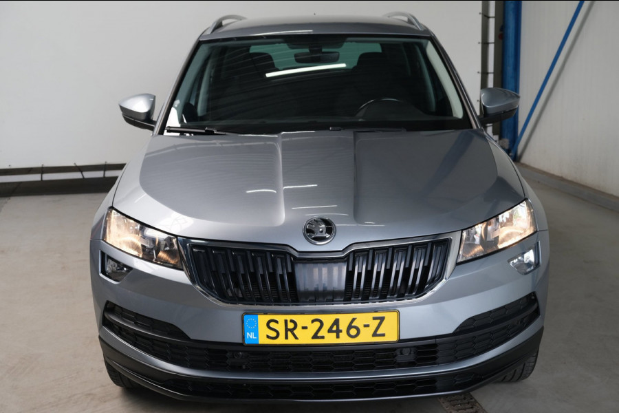 Škoda Karoq 1.5 TSI ACT Ambition Business Automaat - N.A.P. Airco, Cruise, Navi, PDC, Carplay, Trekhaak.