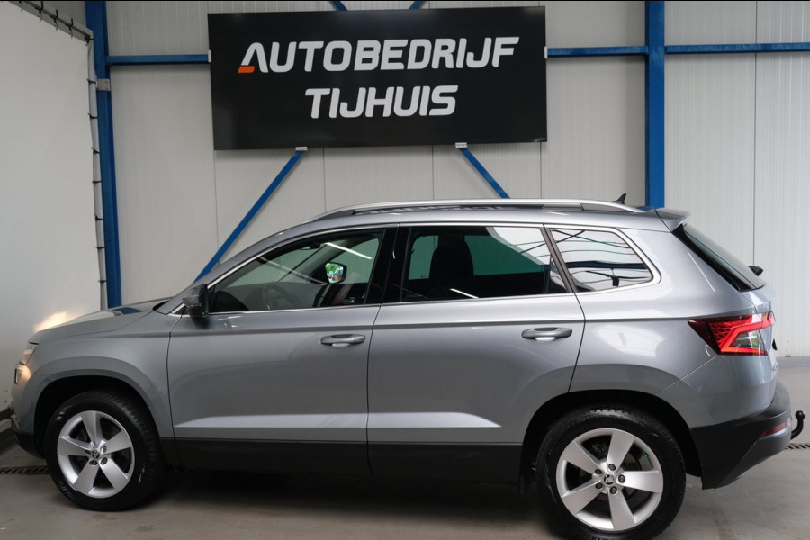 Škoda Karoq 1.5 TSI ACT Ambition Business Automaat - N.A.P. Airco, Cruise, Navi, PDC, Carplay, Trekhaak.
