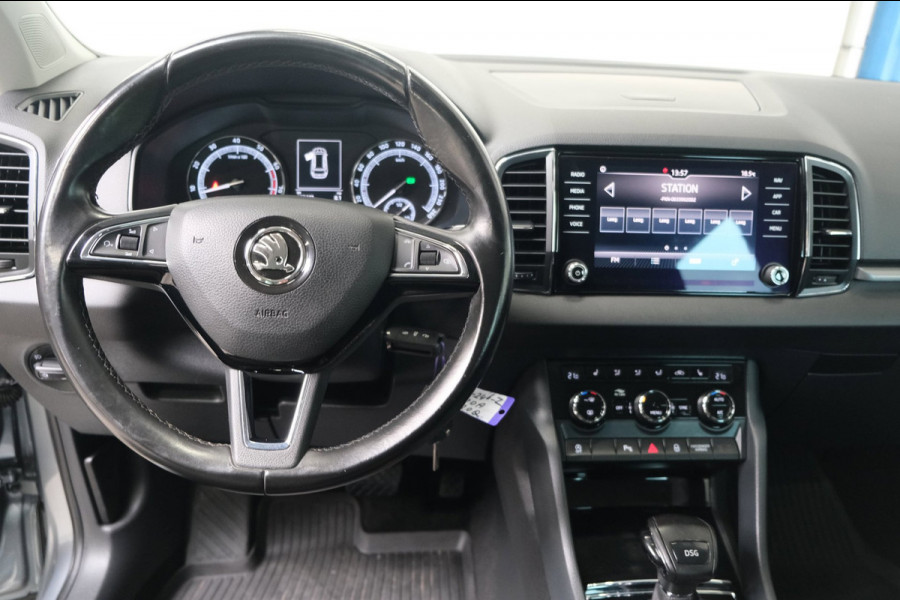 Škoda Karoq 1.5 TSI ACT Ambition Business Automaat - N.A.P. Airco, Cruise, Navi, PDC, Carplay, Trekhaak.