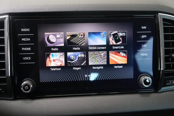 Škoda Karoq 1.5 TSI ACT Ambition Business Automaat - N.A.P. Airco, Cruise, Navi, PDC, Carplay, Trekhaak.