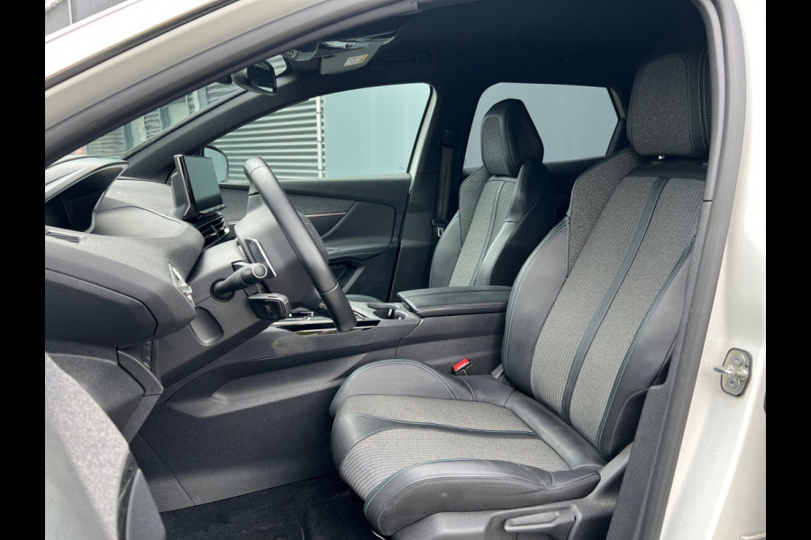 Peugeot 3008 BWJ 2023 | 1.6 HYbrid 225PK Allure Pack Bus | TREKHAAK | 18'' LMV | CARPLAY | CAMERA A | CLIMA | NAVI | LEDER/STOF |