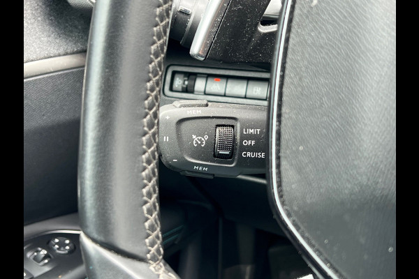 Peugeot 3008 BWJ 2023 | 1.6 HYbrid 225PK Allure Pack Bus | TREKHAAK | 18'' LMV | CARPLAY | CAMERA A | CLIMA | NAVI | LEDER/STOF |
