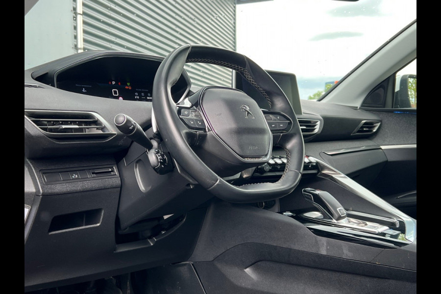 Peugeot 3008 BWJ 2021 | 1.2T 131PK Premium Av. AUTOMAAT | TREKHAAK | PANO SCHUIFDAK | 19'' LMV | CARPLAY | NAVI | CLIMA | AGR | LEDER/STOF | PDC | STOELVERW |