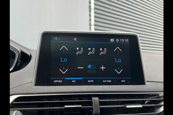 Peugeot 3008 BWJ 2021 | 1.2T 131PK Premium Av. AUTOMAAT | TREKHAAK | PANO SCHUIFDAK | 19'' LMV | CARPLAY | NAVI | CLIMA | AGR | LEDER/STOF | PDC | STOELVERW |