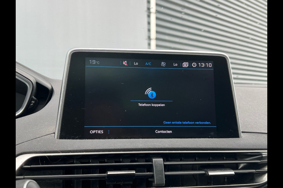 Peugeot 3008 BWJ 2021 | 1.2T 131PK Premium Av. AUTOMAAT | TREKHAAK | PANO SCHUIFDAK | 19'' LMV | CARPLAY | NAVI | CLIMA | AGR | LEDER/STOF | PDC | STOELVERW |