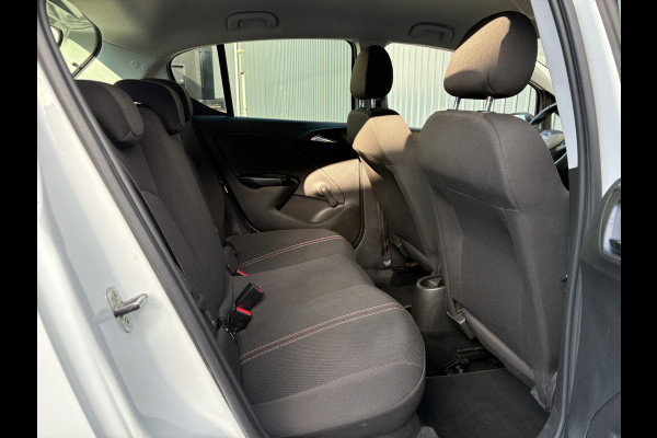 Opel Corsa 1.4 Edition | Apple Carplay/ Android Auto | Parkeersensoren | Navi | Prijs Rijklaar!!