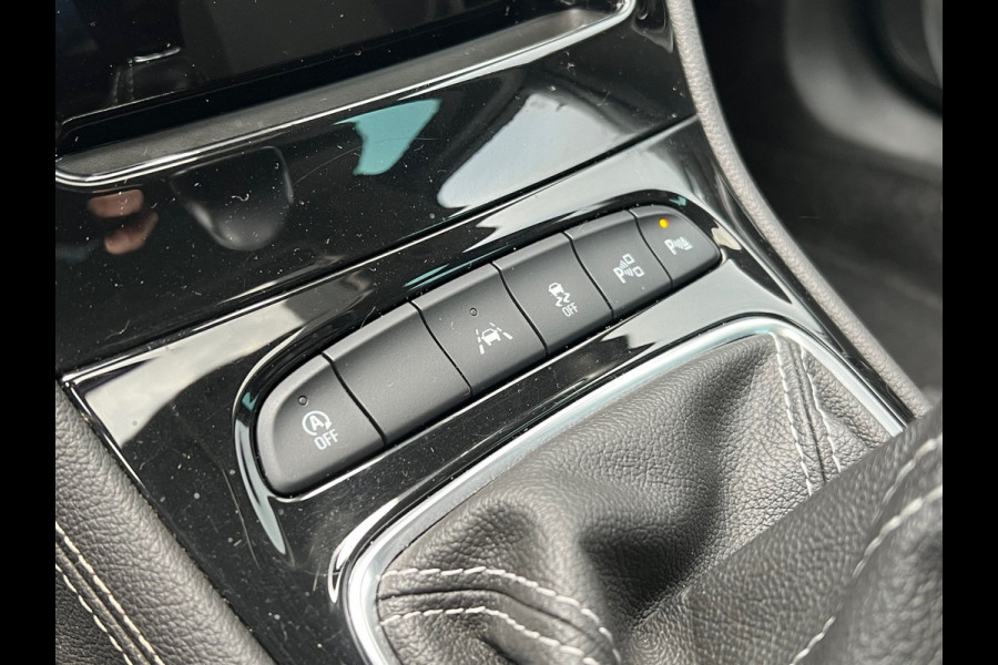 Opel Astra Sports Tourer BWJ 2018 | 1.0T 105PK Bus Executive | TREKHAAK | SCHUIF DAK | CLIMA | NAVI | PDC | CARPLAY | LICHTMETAAL |