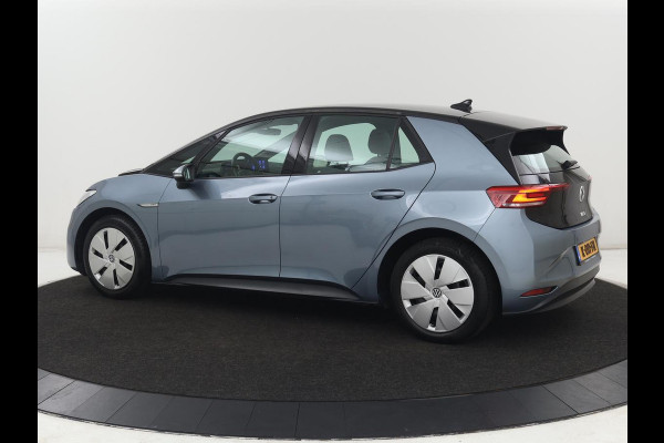 Volkswagen ID.3 Life 58 kWh | SOH 88,8% | Stoel & stuurverwarming | Carplay | Adaptive cruise | Navigatie | Full LED | Parkeerhulp | DAB | Climate control