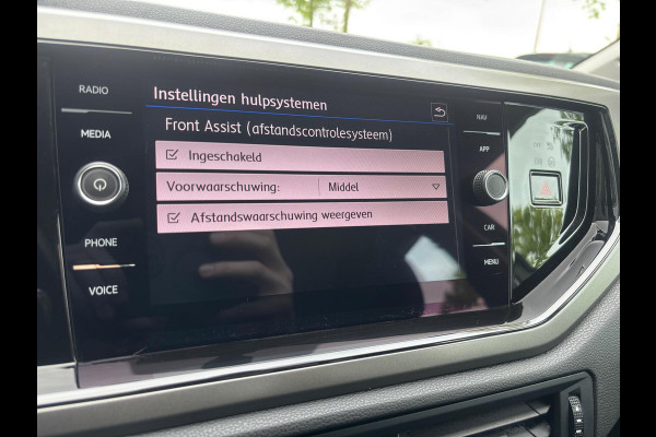 Volkswagen Polo 1.0 TSI Highline Business | Apple Carplay | Stoelverwarming | Parkeersensoren | Cruise