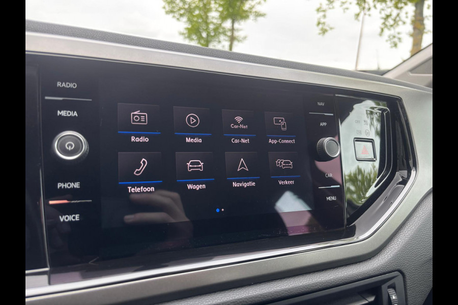 Volkswagen Polo 1.0 TSI Highline Business | Apple Carplay | Stoelverwarming | Parkeersensoren | Cruise