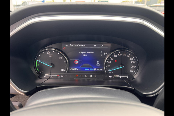 Ford Kuga 2.5 PHEV Titanium X 225pk | Driver Assistance Pack | Winterpack | Afneembare Trekhaak | Elek. Achterklep