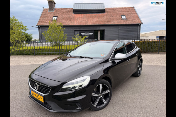 Volvo V40 2.0 T4 190 PK Business Sport Design Automaat Panoramadak, Leder,Full-Led Xenon