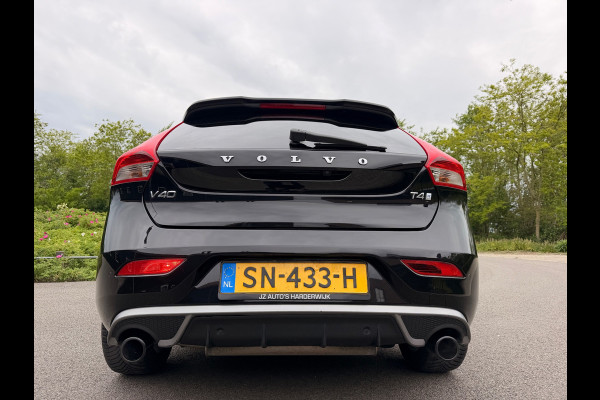 Volvo V40 2.0 T4 190 PK Business Sport Design Automaat Panoramadak, Leder,Full-Led Xenon