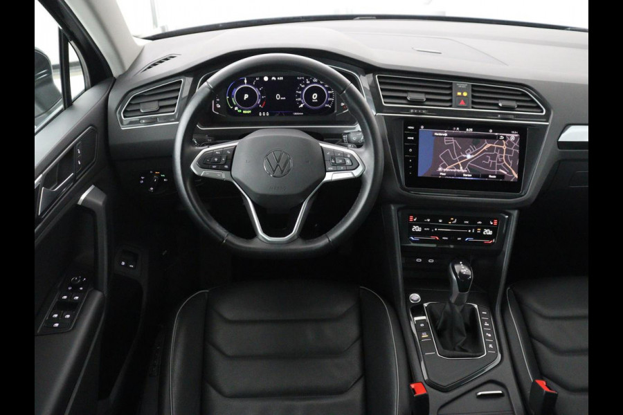 Volkswagen Tiguan 1.4 TSI eHybrid Elegance Exclusive | SOH 89,1% | Leder | Stoelverwarming | 360 Camera | Virtual Cockpit | Adaptive cruise | Carplay | Sfeerverlichting | Navigatie | Matrix LED | PHEV | Plug In