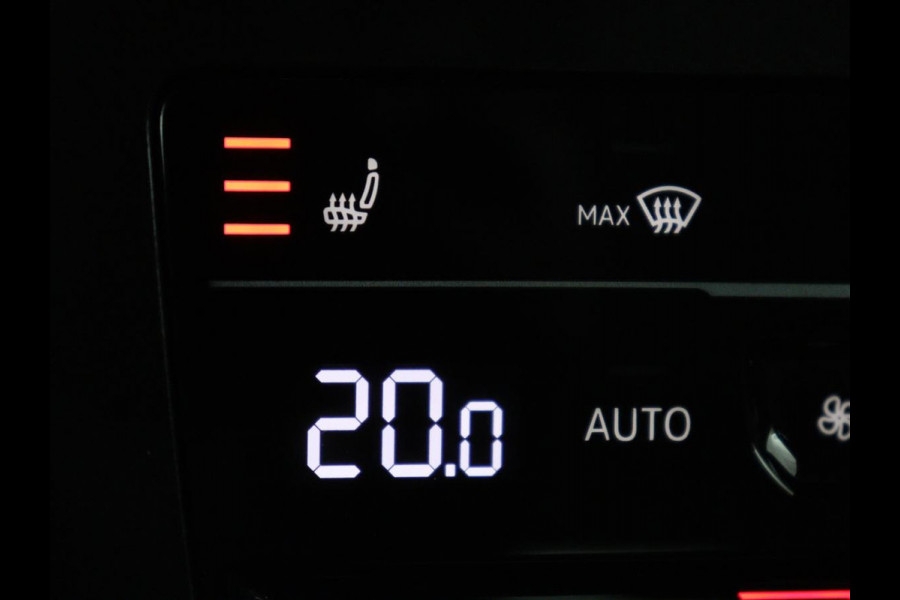 Volkswagen Tiguan 1.4 TSI eHybrid Elegance Exclusive | SOH 89,1% | Leder | Stoelverwarming | 360 Camera | Virtual Cockpit | Adaptive cruise | Carplay | Sfeerverlichting | Navigatie | Matrix LED | PHEV | Plug In