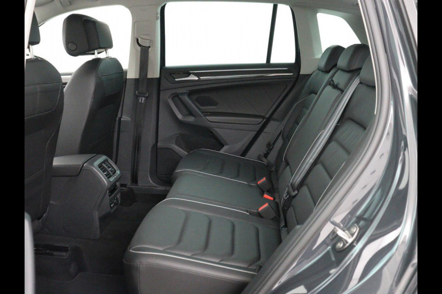 Volkswagen Tiguan 1.4 TSI eHybrid Elegance Exclusive | SOH 89,1% | Leder | Stoelverwarming | 360 Camera | Virtual Cockpit | Adaptive cruise | Carplay | Sfeerverlichting | Navigatie | Matrix LED | PHEV | Plug In