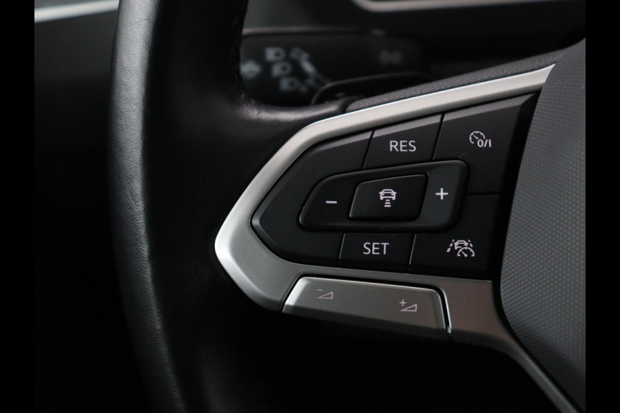 Volkswagen Tiguan 1.4 TSI eHybrid Elegance Exclusive | SOH 89,1% | Leder | Stoelverwarming | 360 Camera | Virtual Cockpit | Adaptive cruise | Carplay | Sfeerverlichting | Navigatie | Matrix LED | PHEV | Plug In
