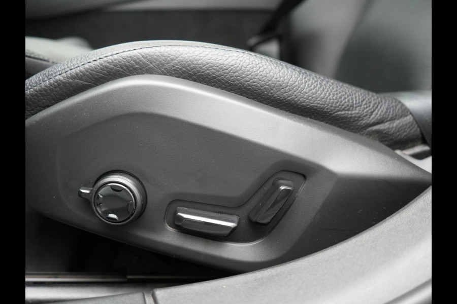 Volvo V90 T6 AWD Inscription PHEV 340pk Dealer O.H. | Trekhaak Af Fabriek | Panodak | Head Up | Adaptive Cruise | 360 Camera | Harman / Kardon | Lederen Sportstoelen Memory & Verwarmd | Keyless | Stuur Verwarmd | Blis | Apple Carplay | DAB | Plug In Hybrid |