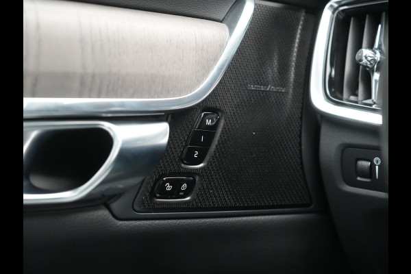 Volvo V90 T6 AWD Inscription PHEV 340pk Dealer O.H. | Trekhaak Af Fabriek | Panodak | Head Up | Adaptive Cruise | 360 Camera | Harman / Kardon | Lederen Sportstoelen Memory & Verwarmd | Keyless | Stuur Verwarmd | Blis | Apple Carplay | DAB | Plug In Hybrid |