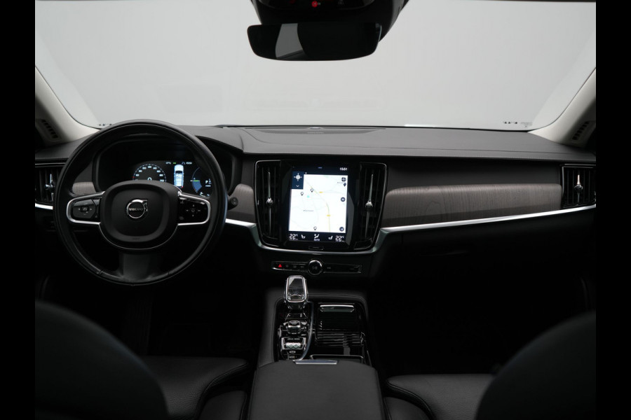 Volvo V90 T6 AWD Inscription PHEV 340pk Dealer O.H. | Trekhaak Af Fabriek | Panodak | Head Up | Adaptive Cruise | 360 Camera | Harman / Kardon | Lederen Sportstoelen Memory & Verwarmd | Keyless | Stuur Verwarmd | Blis | Apple Carplay | DAB | Plug In Hybrid |