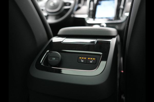 Volvo V90 T6 AWD Inscription PHEV 340pk Dealer O.H. | Trekhaak Af Fabriek | Panodak | Head Up | Adaptive Cruise | 360 Camera | Harman / Kardon | Lederen Sportstoelen Memory & Verwarmd | Keyless | Stuur Verwarmd | Blis | Apple Carplay | DAB | Plug In Hybrid |